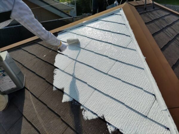 福岡県八女市　住宅塗装　屋根塗装工事　高圧洗浄～下塗り塗装
