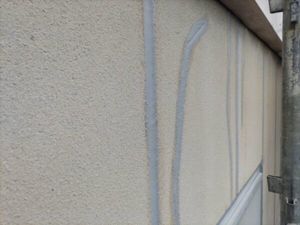 福岡県大牟田市　マンション　外壁塗装工事　クラック補修