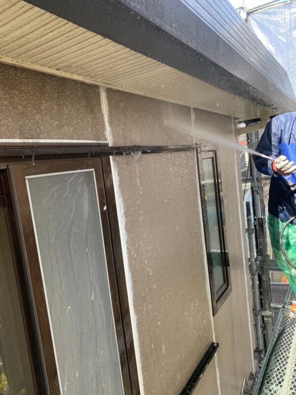 福岡県大牟田市　T様邸　外壁塗装工事　高圧洗浄の重要性