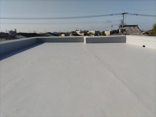 福岡県大牟田市 アパート 防水工事 屋上の防水工事で適している工法は?