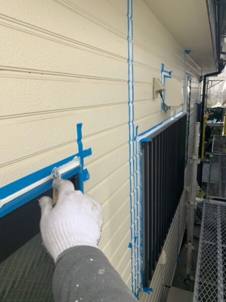 福岡県八女市　Y様邸　外壁塗装工事　下地処理　コーキング工事