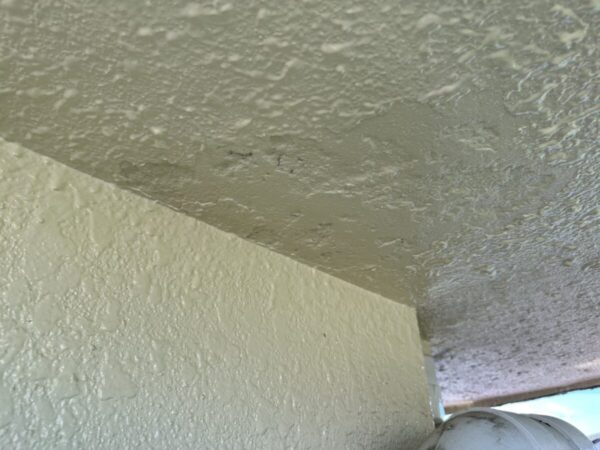 福岡県大牟田市　A様邸　外壁塗装工事　付帯部塗装　軒天塗装の重要性